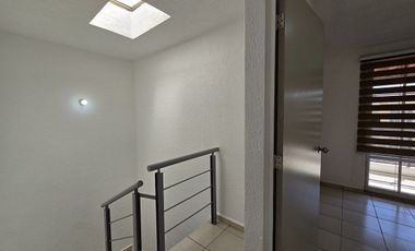 Casa en renta en Coto Boreal con seguridad 24/7