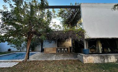 Residencia de Lujo en Mérida zona Norte | Doble Altura, Jardín Amplio y Alberca