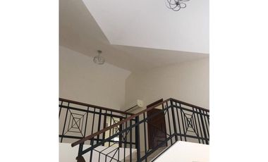 ALQUILER DE CASA EN CLAYTON - PH LOS SENDEROS DE CAMINO DE CRUCES