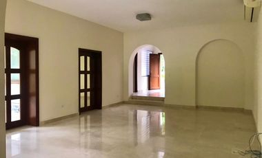 ALQUILER DE CASA EN CLAYTON - PH LOS SENDEROS DE CAMINO DE CRUCES