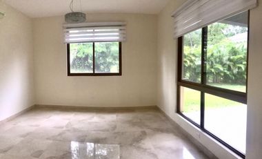 ALQUILER DE CASA EN CLAYTON - PH LOS SENDEROS DE CAMINO DE CRUCES