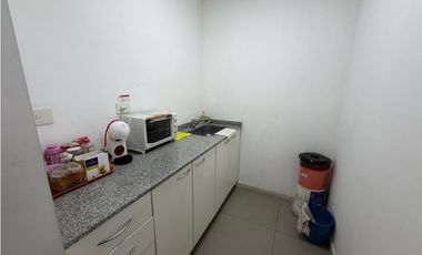 Galpon en alquiler con excelente exposicion