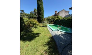 VENTA - Casa 5 amb, patio, cochera + piscina - Zona Pinos de Anchorena