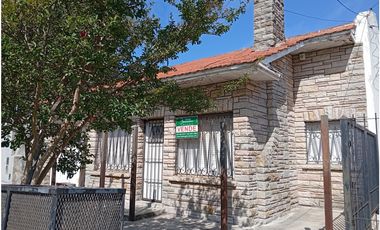 Chalet Peralta Ramos O.! Amplio! Clásico! Sólido!
