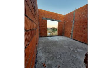 VENTA-LOTE MAS CASA EN CONSTRUCCIÓN-SINSACATE