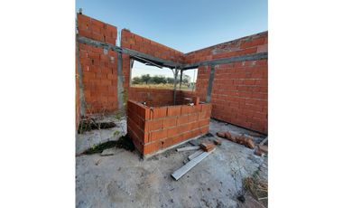 VENTA-LOTE MAS CASA EN CONSTRUCCIÓN-SINSACATE