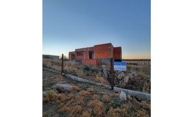 VENTA-LOTE MAS CASA EN CONSTRUCCIÓN-SINSACATE