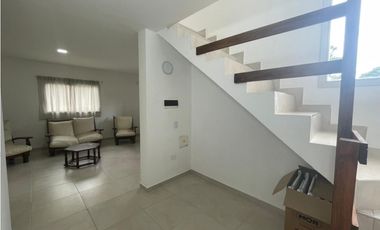 Casa a Estrenar en Pinamar Norte  4 Ambientes, Suite con Terraza