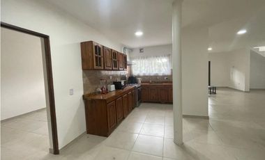 Casa a Estrenar en Pinamar Norte  4 Ambientes, Suite con Terraza