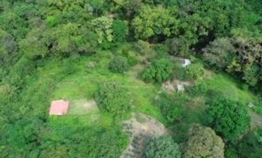 Finca en Bonda sector Santa Marta