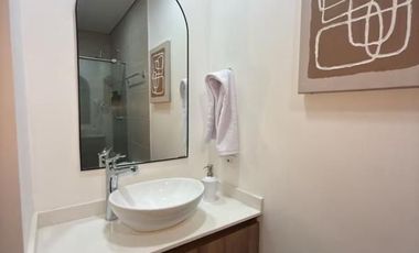 🔴 ¡Oportunidad Airbnb! Apartaestudio Legal – Edificio Boutique En Laureles