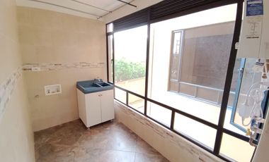 Venta Apto Cota Centro con Ascensor