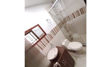 Venta Apto Cota Centro con Ascensor