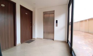 Venta Apto Cota Centro con Ascensor