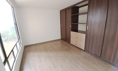 Venta Apto Cota Centro con Ascensor