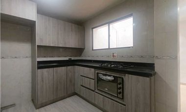 CASA PARA LA RENTA EN ENVIGADO (BARRIO LAS FLORES)