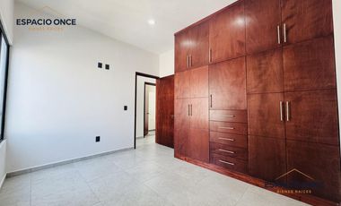 Casa en Fraccionamiento Lomas de Ahuatlán