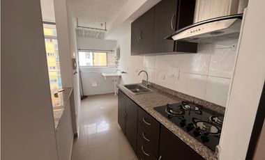 SE ARRIENDA APARTAMENTO EL LAGO CONDOMINIO CLUB