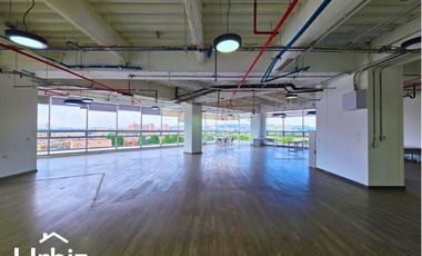Arriendo Oficina de 279 m² con vista panorámica