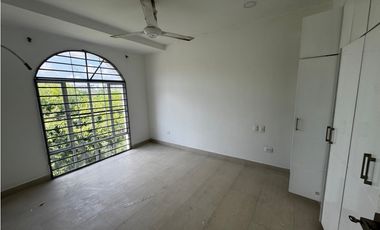 SE ARRIENDA CASA CON PANELES SOLARES EN LA CASTELLANA DE MONTERIA