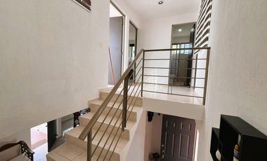 Casa equipada en Venta, en esquina, Excelente ubicación