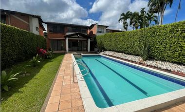 VENDO CASA CAMPESTRE - CERRITOS, PEREIRA