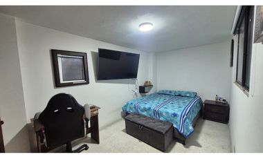 casa tercer piso de 90 metros disponible