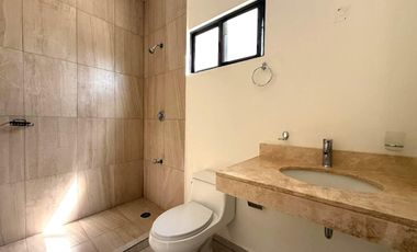 Casa en Renta en Privada con Amenidades, Cancha de Padel y Vigilancia 24 horas