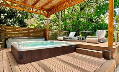 Casa de ensueño en el Poblado cerca al club campestre para la venta