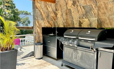 Casa de ensueño en el Poblado cerca al club campestre para la venta