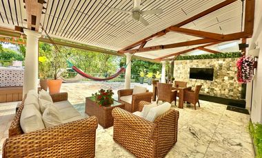 Casa de ensueño en el Poblado cerca al club campestre para la venta