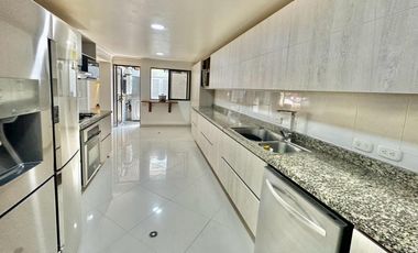 Casa de ensueño en el Poblado cerca al club campestre para la venta