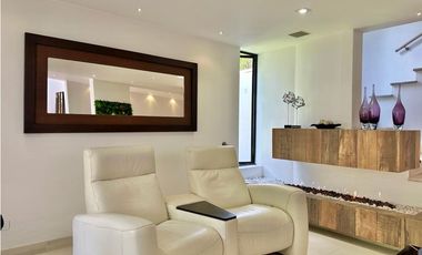 Casa de ensueño en el Poblado cerca al club campestre para la venta