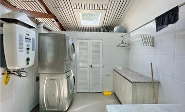 Casa de ensueño en el Poblado cerca al club campestre para la venta