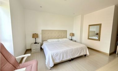 Apartamento para la renta amoblada en los Parra, piso 13