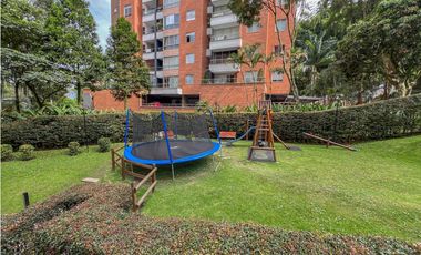 PENTHOUSE ENVIGADO ESMERALDAL CON TERRAZA Y JACUZZI
