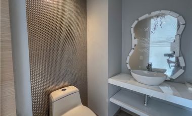 PENTHOUSE ENVIGADO ESMERALDAL CON TERRAZA Y JACUZZI