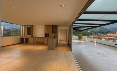 PENTHOUSE ENVIGADO ESMERALDAL CON TERRAZA Y JACUZZI