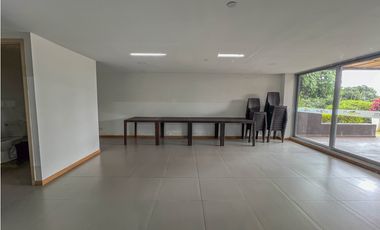 PENTHOUSE ENVIGADO ESMERALDAL CON TERRAZA Y JACUZZI