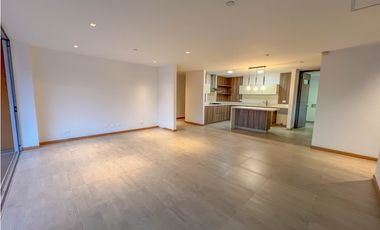 PENTHOUSE ENVIGADO ESMERALDAL CON TERRAZA Y JACUZZI