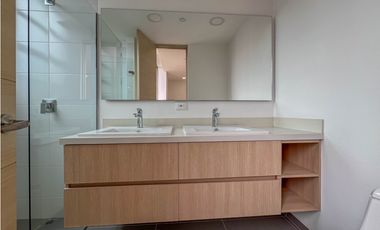 PENTHOUSE ENVIGADO ESMERALDAL CON TERRAZA Y JACUZZI