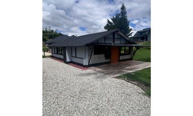 Casa campestre ubicada en el municipio de La Ceja Antioquia.