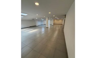 ARRIENDO LOCAL COMERCIAL EN LA CALLE 96 CON CARRERA 10