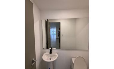 ARRIENDO LOCAL COMERCIAL EN LA CALLE 96 CON CARRERA 10