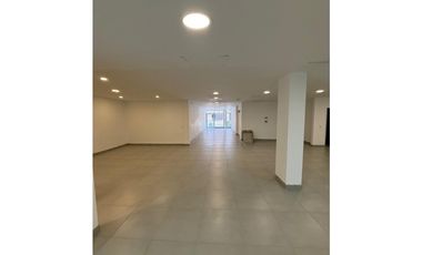 ARRIENDO LOCAL COMERCIAL EN LA CALLE 96 CON CARRERA 10