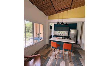 Casa campestre de 750 M2 en 980 mill en La Mesa cund