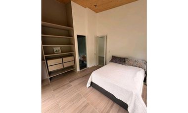 Casa campestre de 750 M2 en 980 mill en La Mesa cund