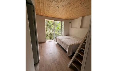 Casa campestre de 750 M2 en 980 mill en La Mesa cund