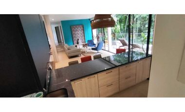 Casa campestre de 540 M2 en 750 mill en La Mesa Cund en Condominio