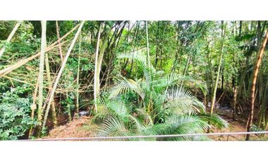 Casa campestre de 540 M2 en 750 mill en La Mesa Cund en Condominio